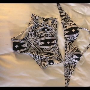 beautiful 2 piece swimsuit 👙small